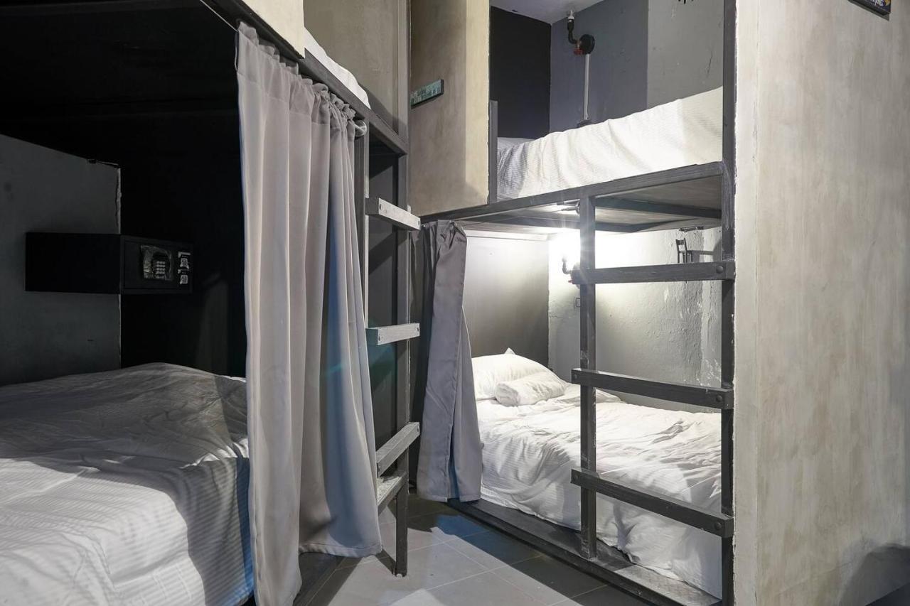 We Hostel And Suites Miraflores By Stand Out Hotels Collection Санто-Доминго Экстерьер фото